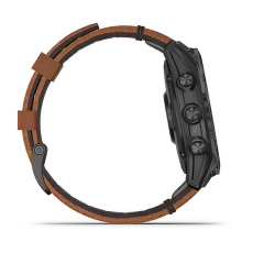 epix™ (Gen 2) (Sapphire, titane, Black DLC avec bracelet cuir marron)